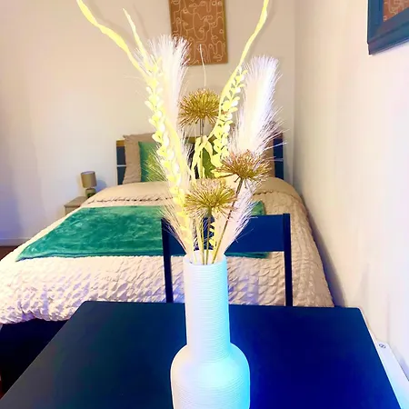 Charming In Center *