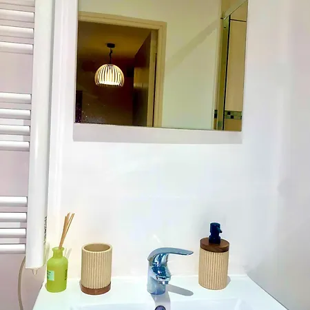 Apartment Charming In Center