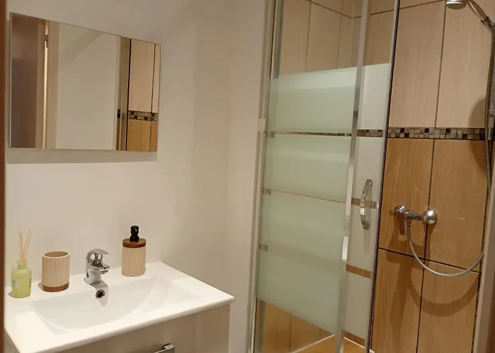 Apartment Charming In Center